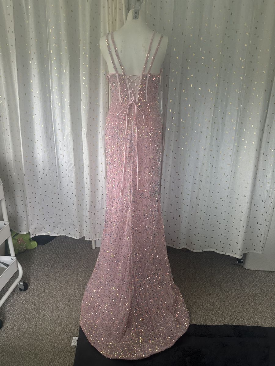 Lavetir Size 4 Prom Plunge Velvet Pink Mermaid Dress on Queenly
