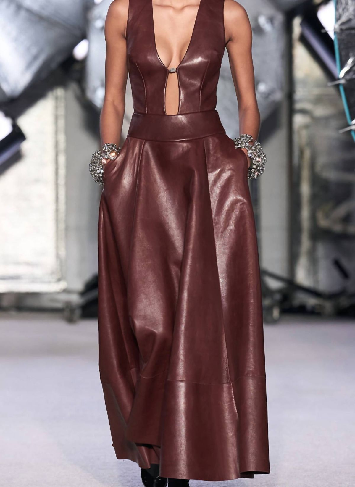 Style 1-536219140-3680 Brandon Maxwell Size 6 Pageant Plunge Brown Floor Length Maxi on Queenly