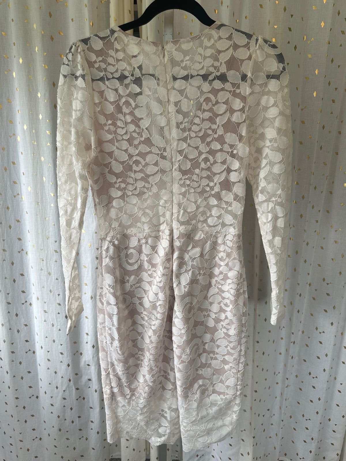 Soieblu Size M Plunge Lace Nude Cocktail Dress on Queenly