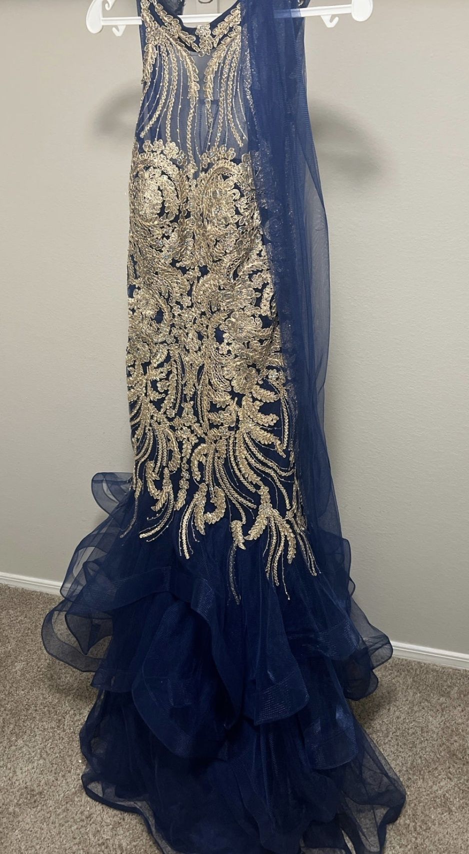 Size 6 Royal Blue Ball Gown on Queenly