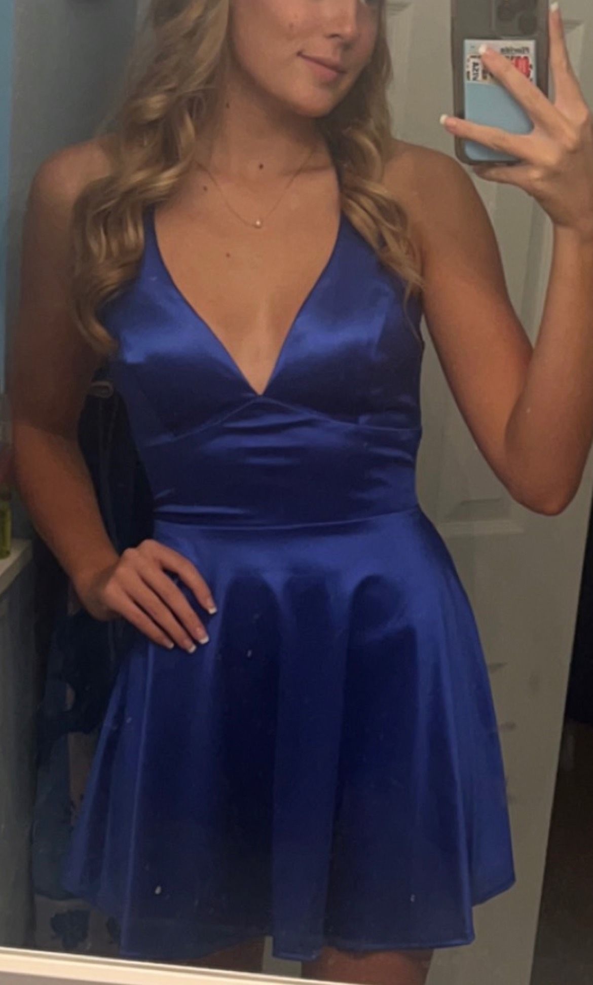 Style 05001-1900 Windsor Size S Prom Plunge Blue Cocktail Dress on Queenly