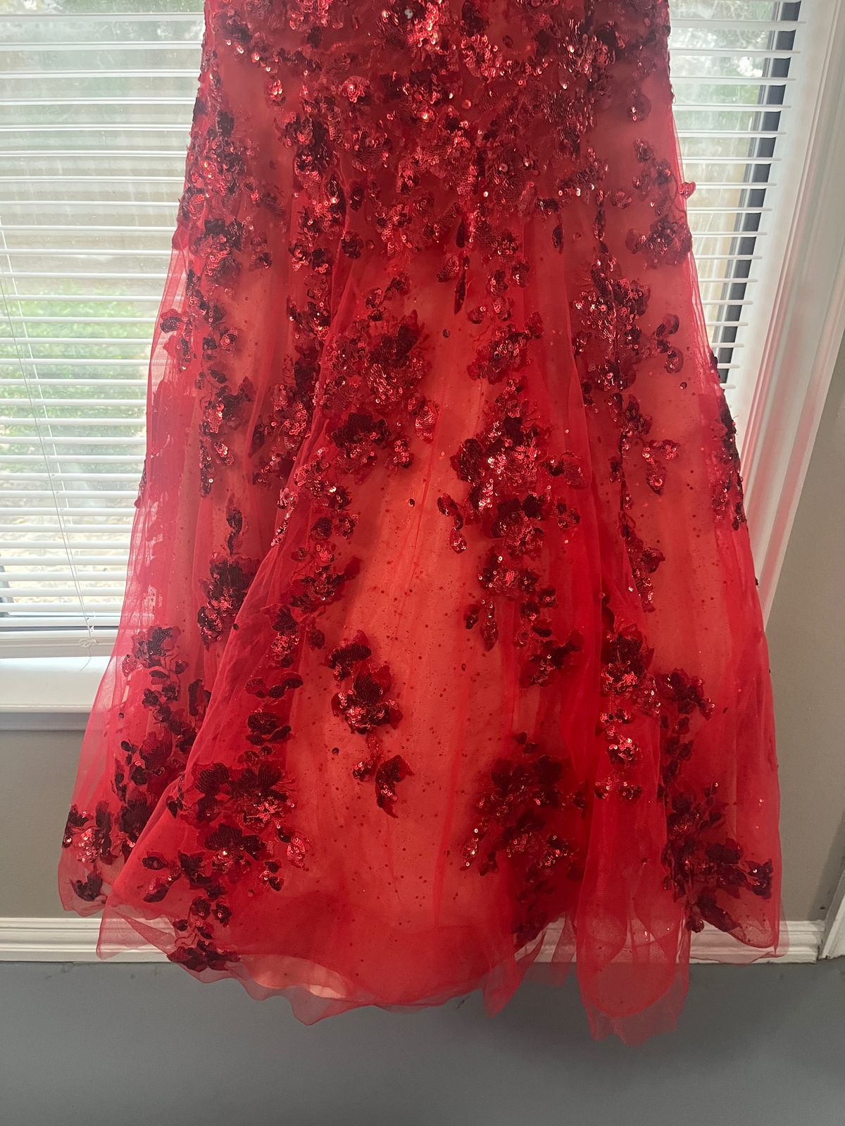 Size 6 Prom One Shoulder Red Mermaid Dress on Queenly