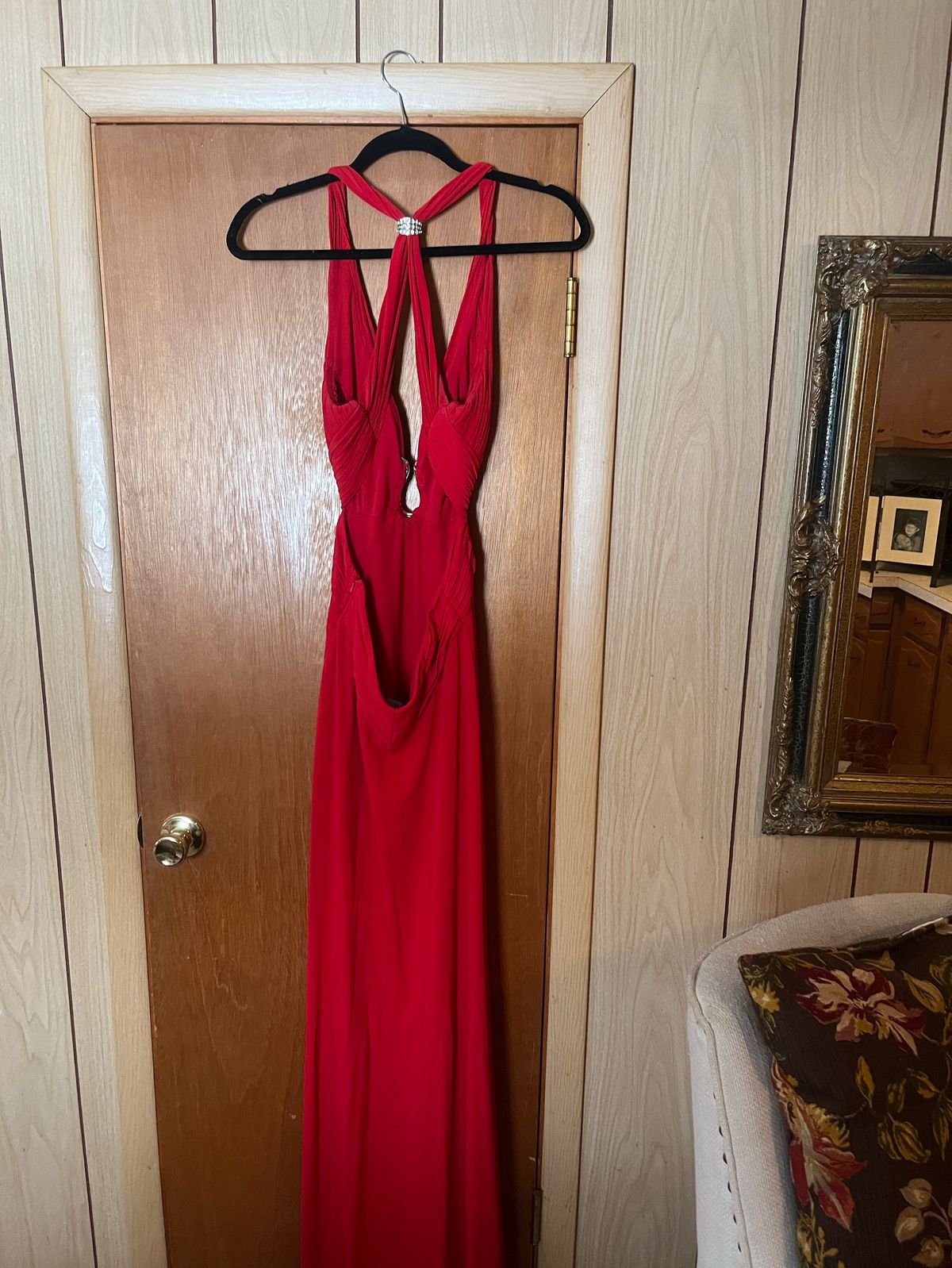 Size 4 Prom Halter Red Cocktail Dress on Queenly