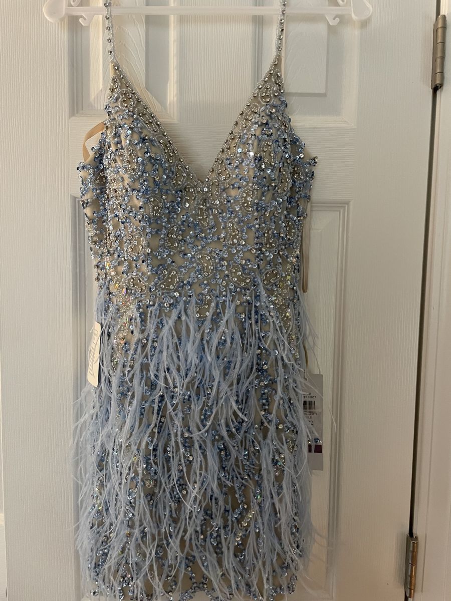 Style 2782 Colors Size 4 Prom Plunge Blue Cocktail Dress on Queenly