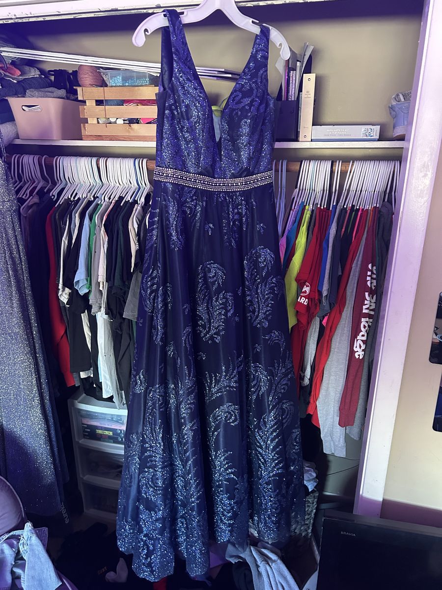 Queenly | Buy and sell prom, pageant, and formal dresses