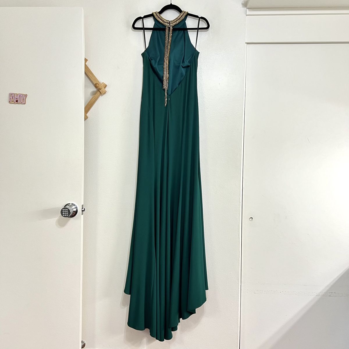 Style 25572 Mac Duggal Plus Size 16 Prom Halter Emerald Green Side Slit Dress on Queenly