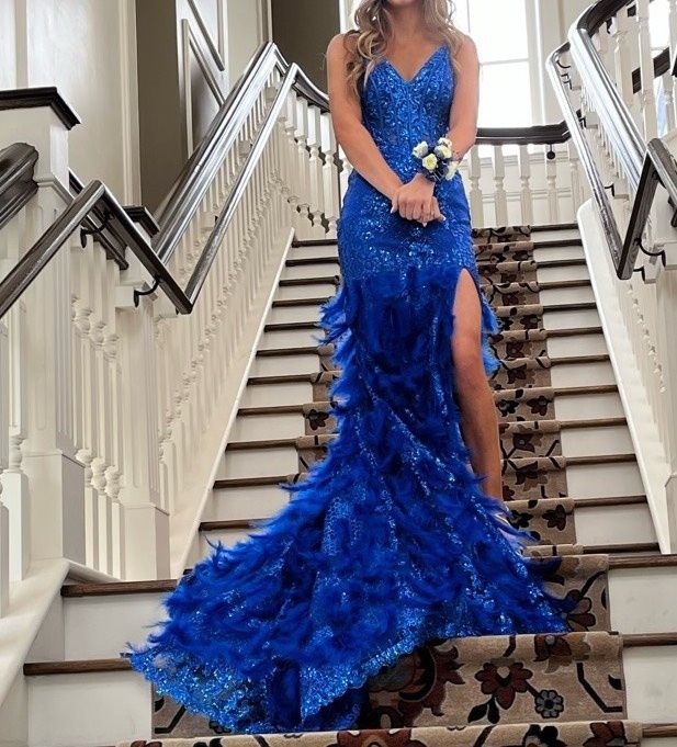 Marisols Size 0 Prom Plunge Blue Mermaid Dress on Queenly