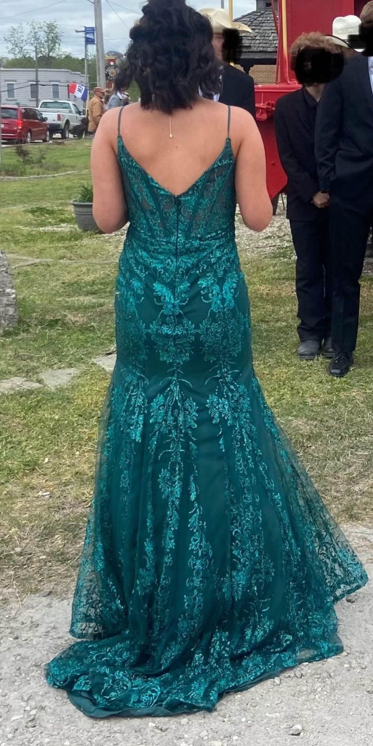 Size 6 Prom Plunge Green Mermaid Dress on Queenly