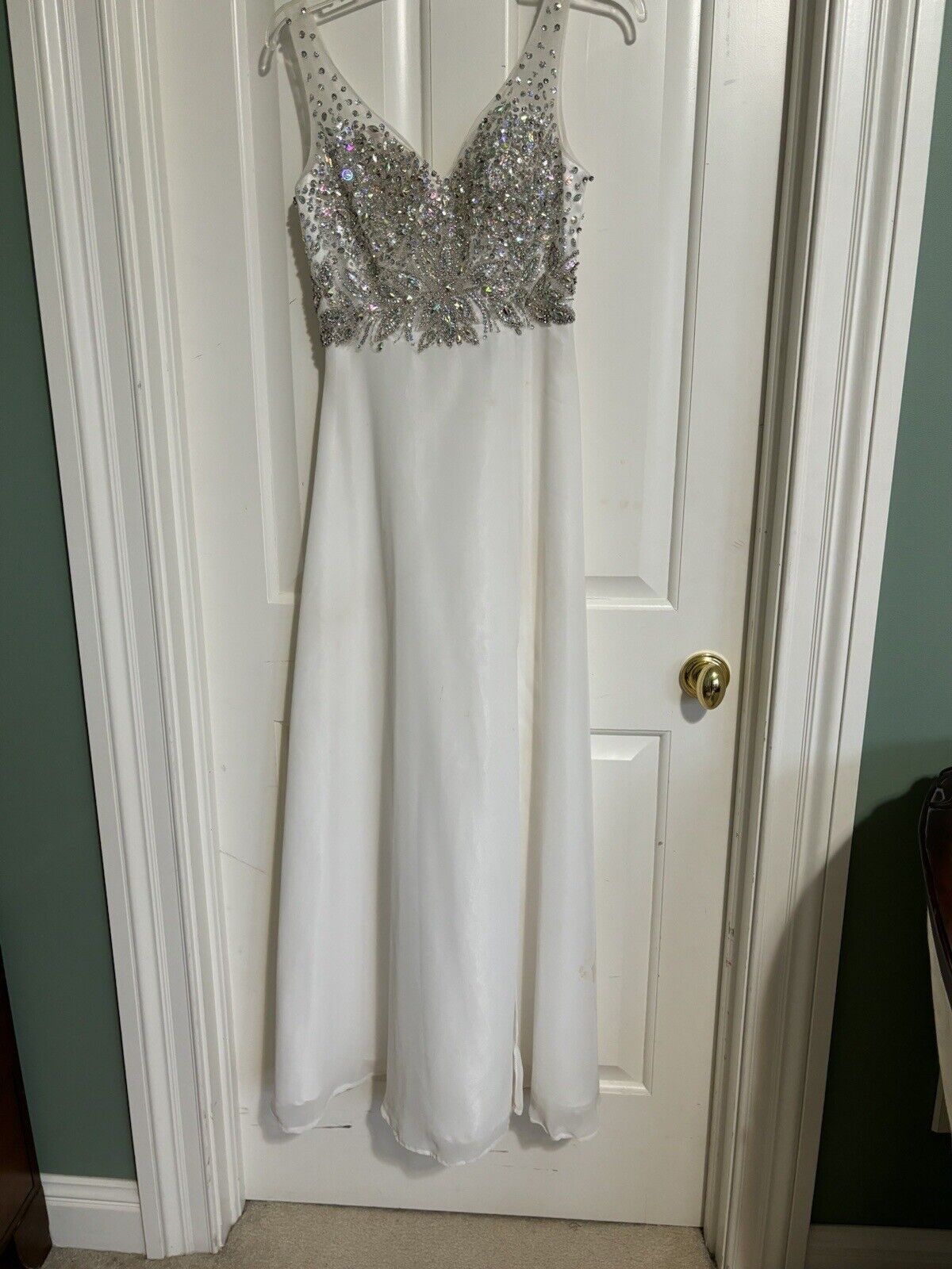 say yes to the prom Girls Size 6 Prom White Ball Gown on Queenly