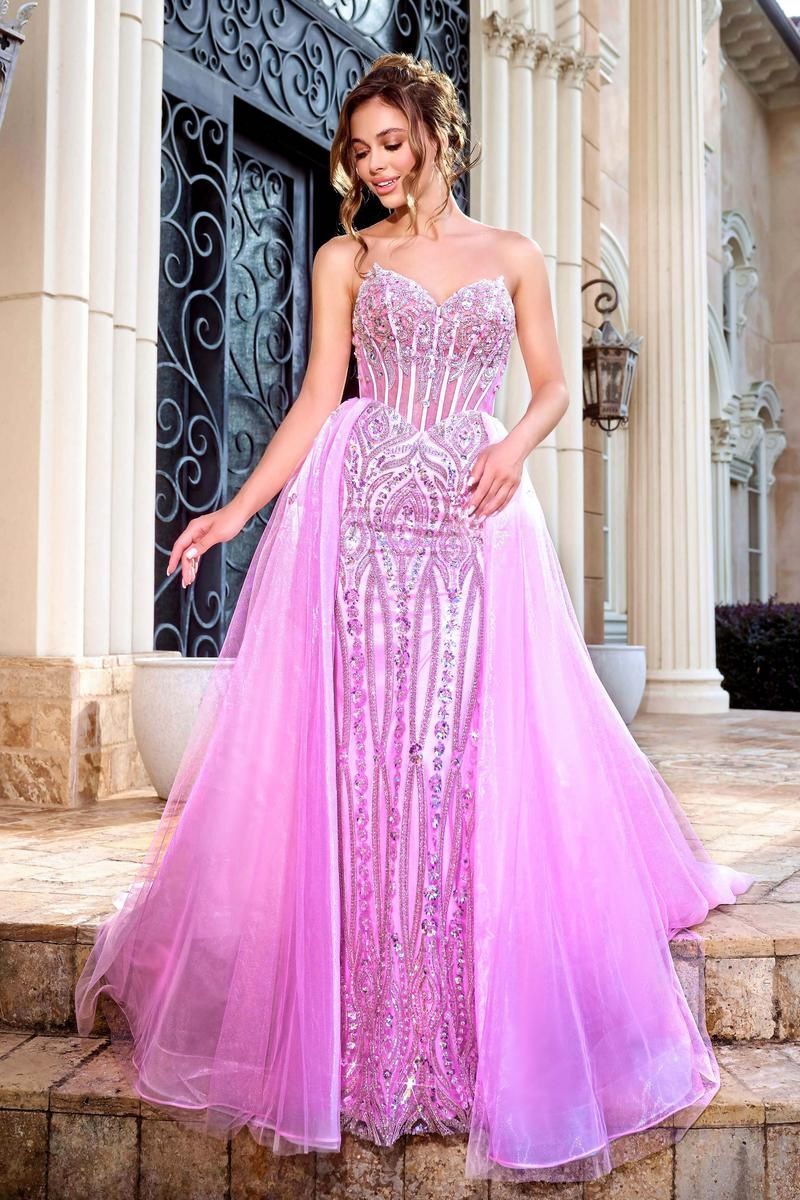 Style PS24529 Portia and Scarlett Size 6 Prom Pink Ball Gown on Queenly