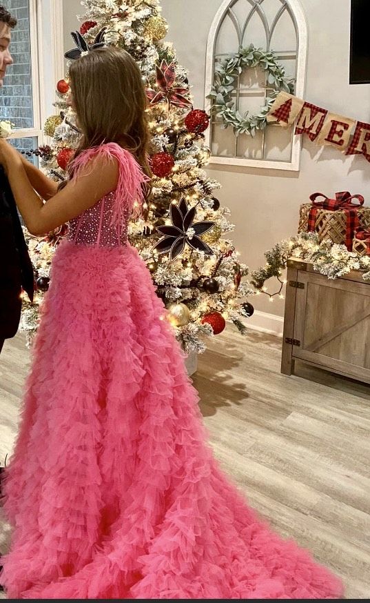 Style 55387 Sherri Hill Size 0 Pageant Pink Ball Gown on Queenly