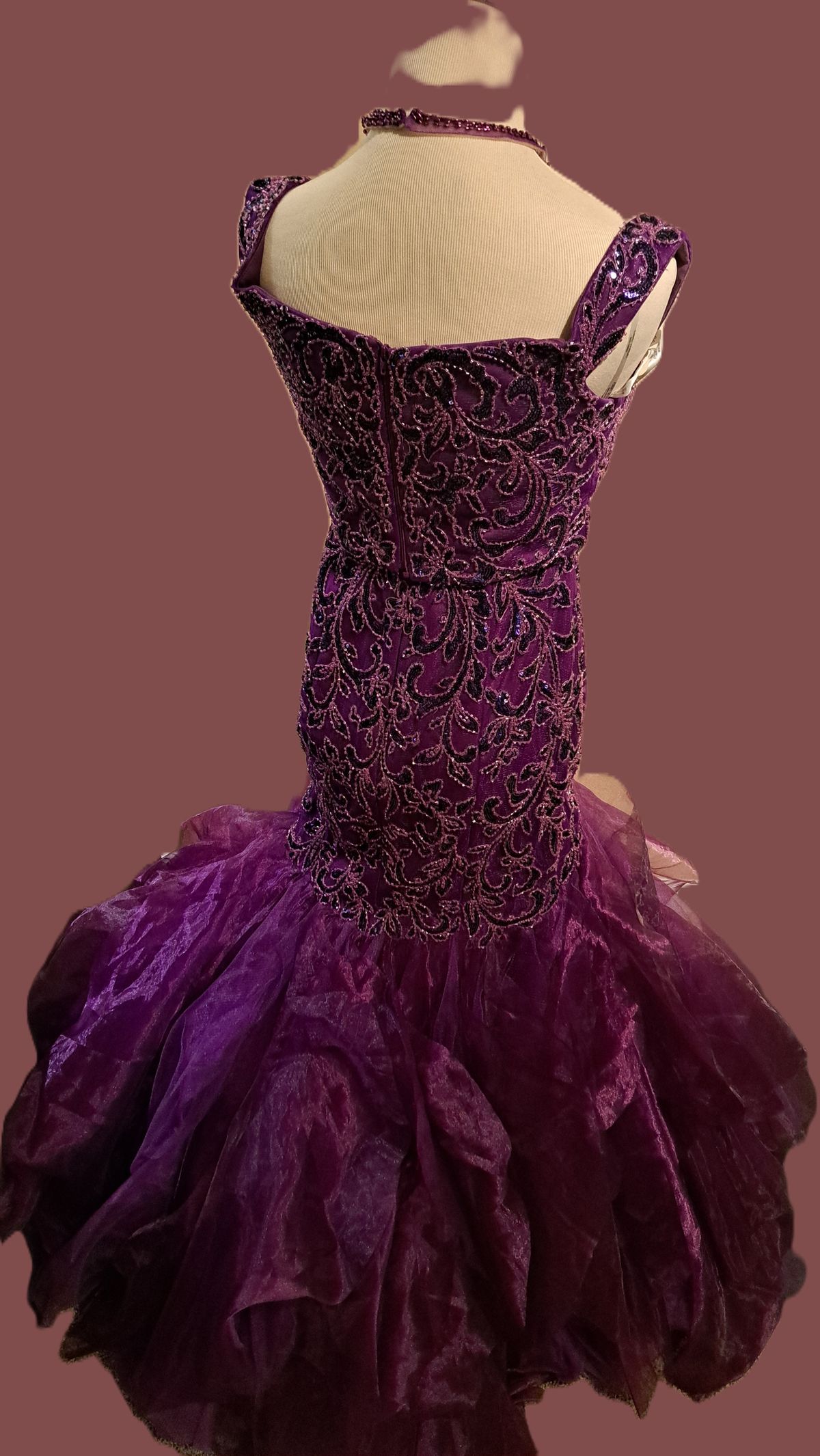 Style RN82673 Ellie Wilde by Mon Cheri  Size 2 Lace Purple Side Slit Dress on Queenly