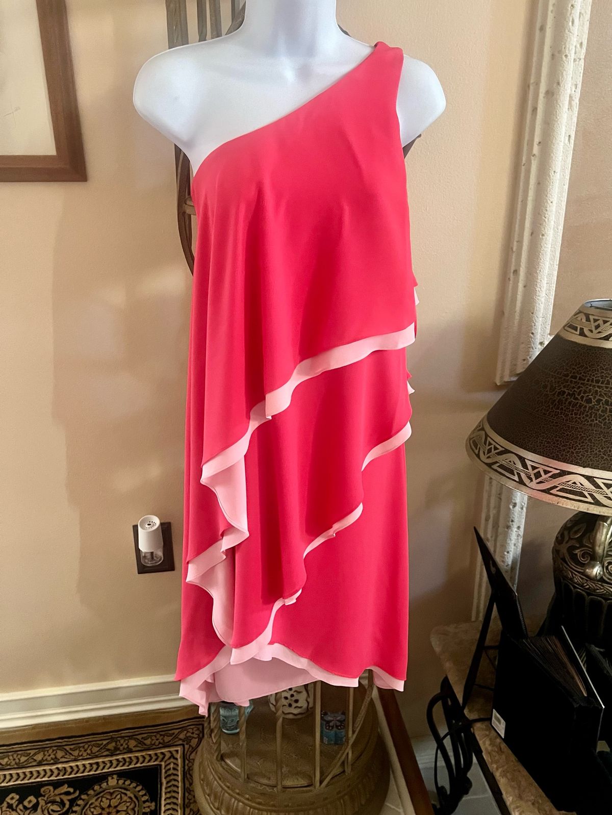 Style 2X01D11 BCBG Maxazria Size 4 Nightclub One Shoulder Pink Cocktail Dress on Queenly