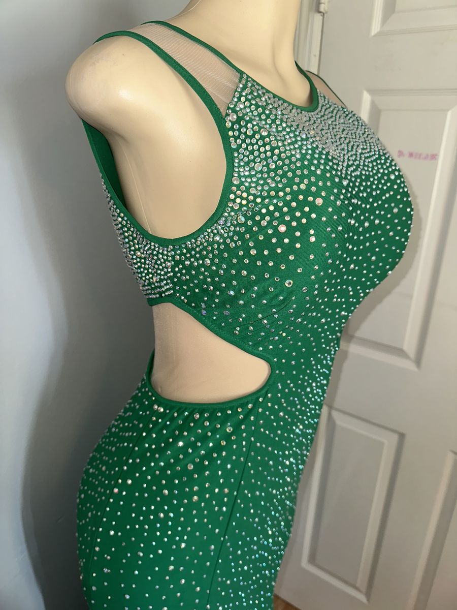 Betsy and Adam Size 6 Prom Green Mermaid Dress on Queenly