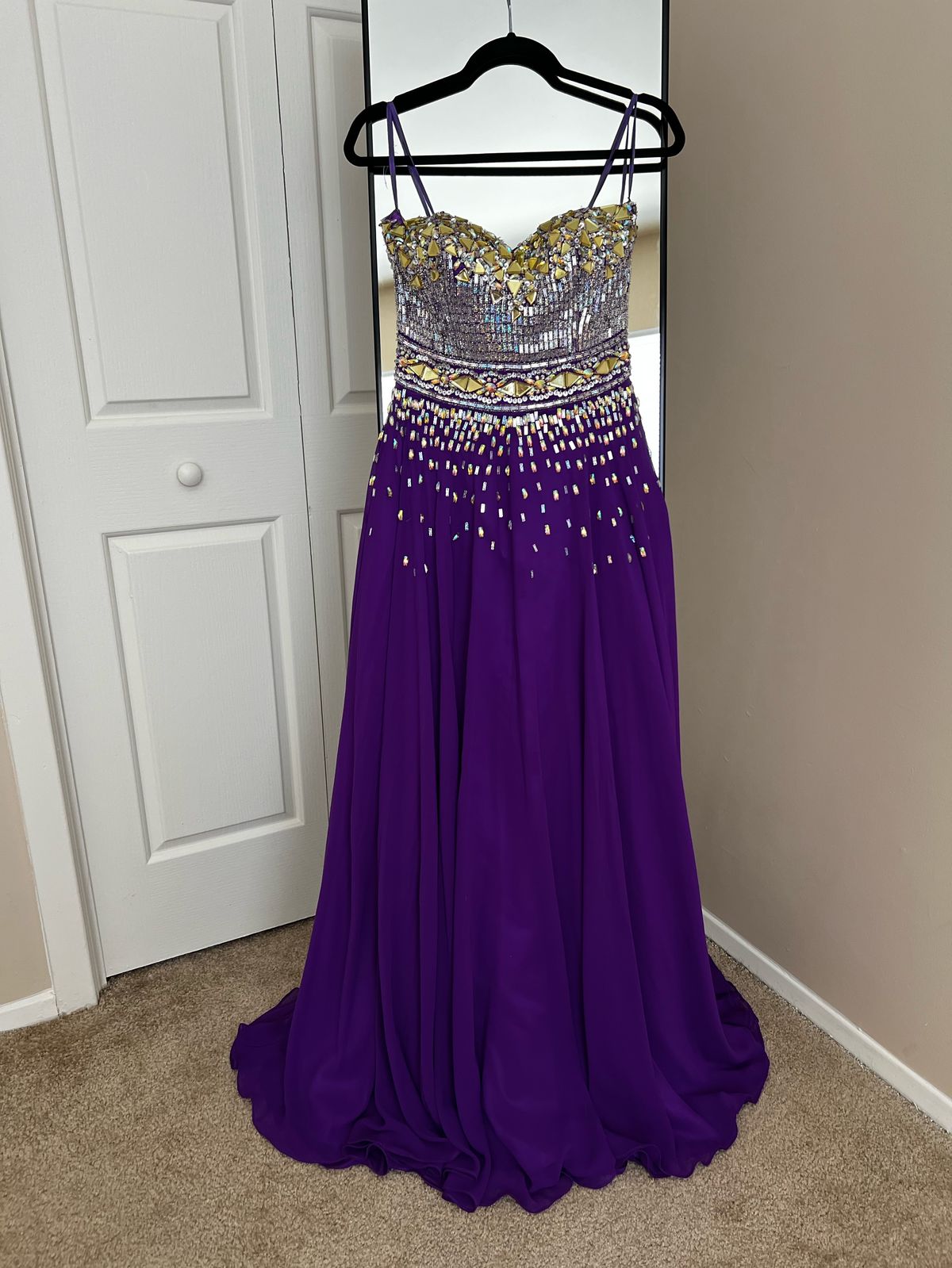Envious Couture Size 6 Prom Strapless Purple A-line Dress on Queenly