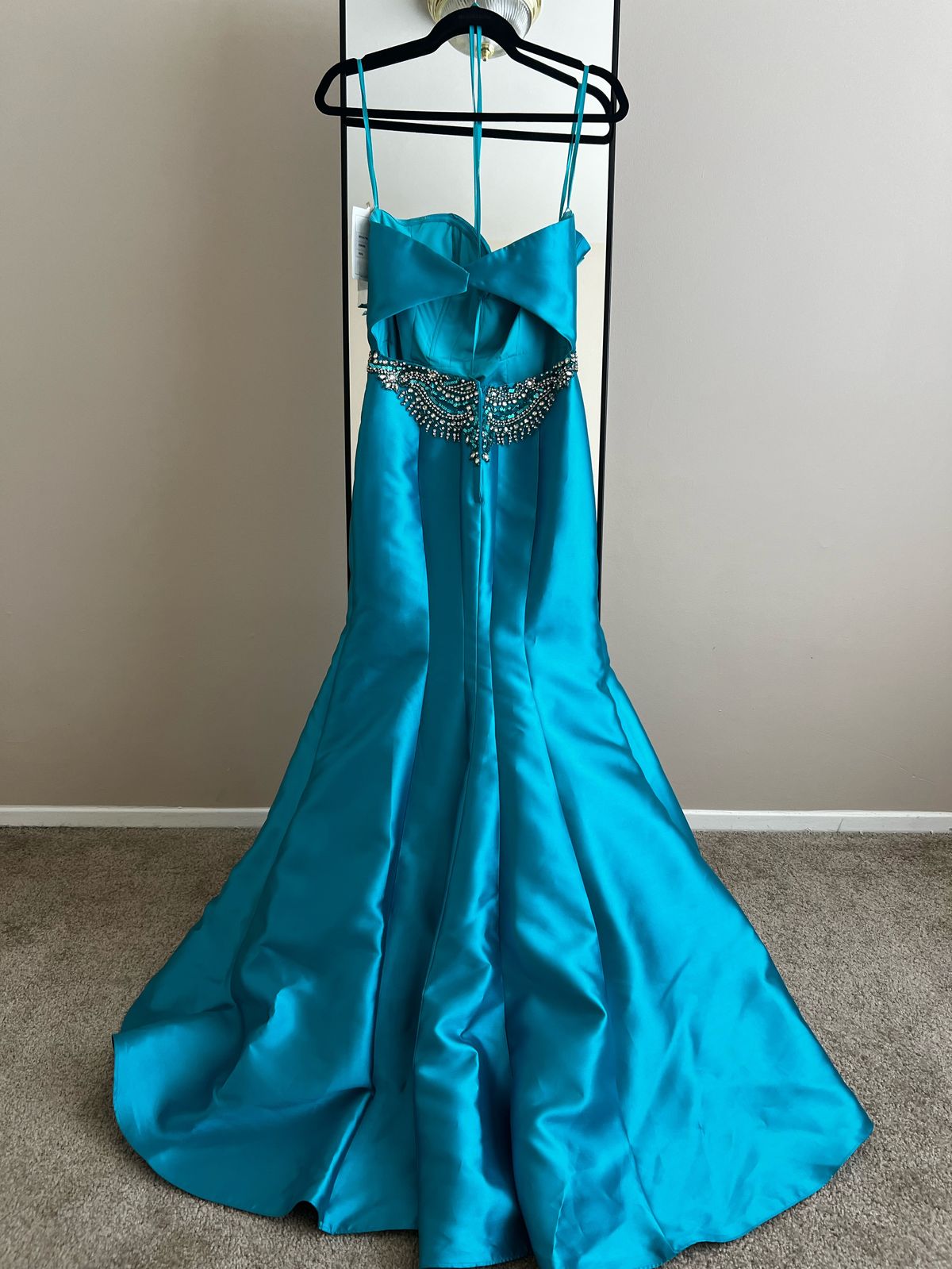 Style 3056RX Val Stefani Size 6 Prom Strapless Turquoise Blue Mermaid Dress on Queenly