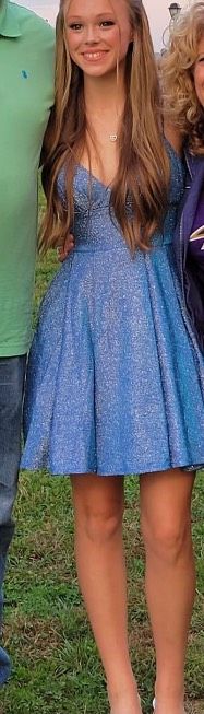 B. Darlin Size 0 Prom Plunge Blue Cocktail Dress on Queenly