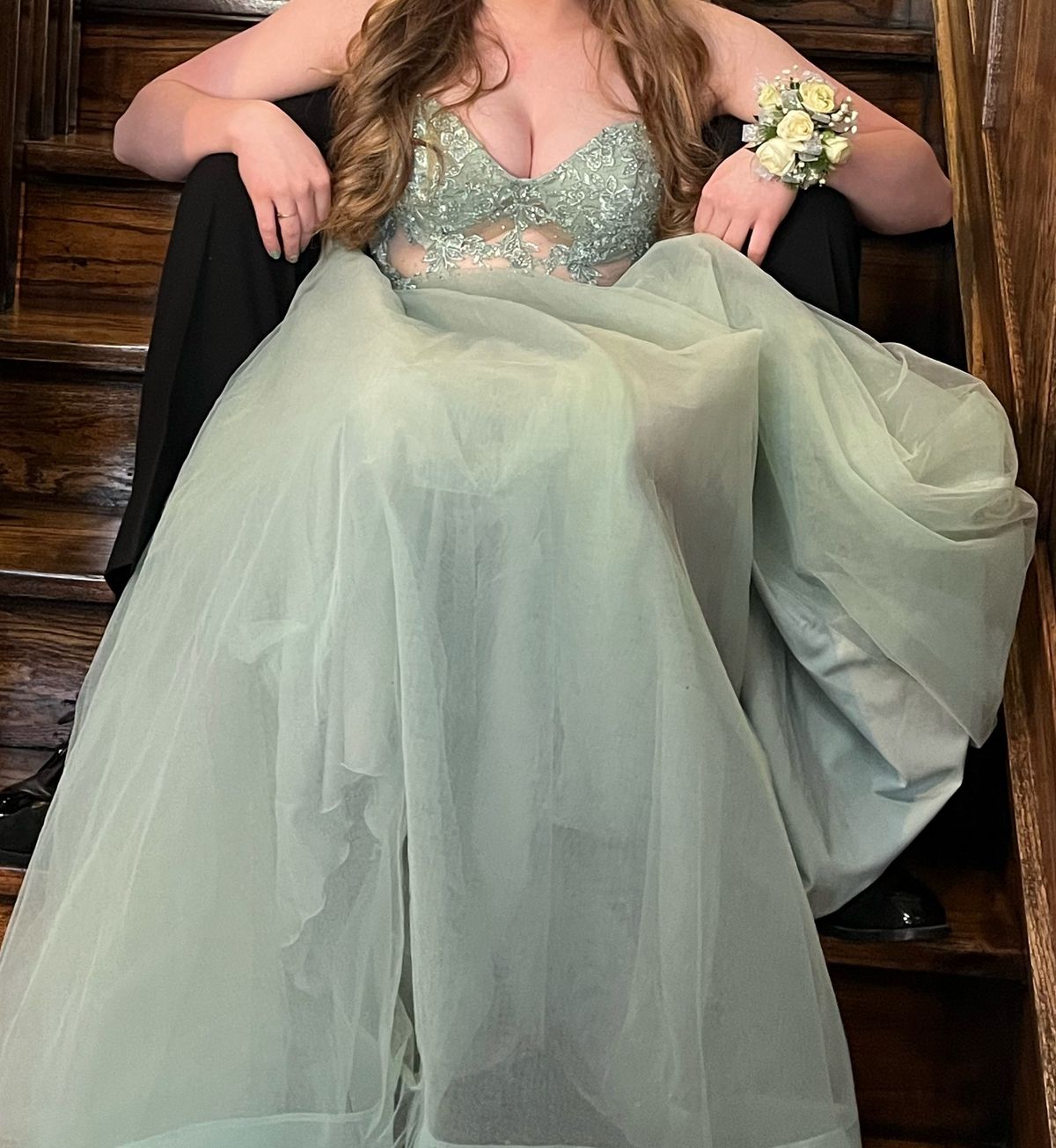 Sherri Hill Size 8 Prom Strapless Green Ball Gown on Queenly