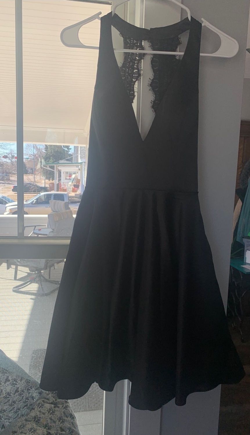 Size 2 Prom Plunge Black Floor Length Maxi on Queenly