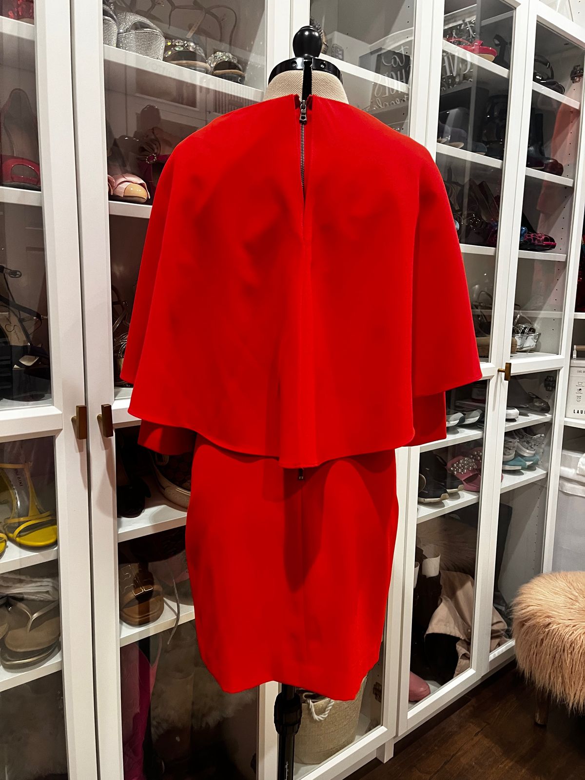 Alice + Olivia Size 2 Homecoming Long Sleeve Red Cocktail Dress on Queenly