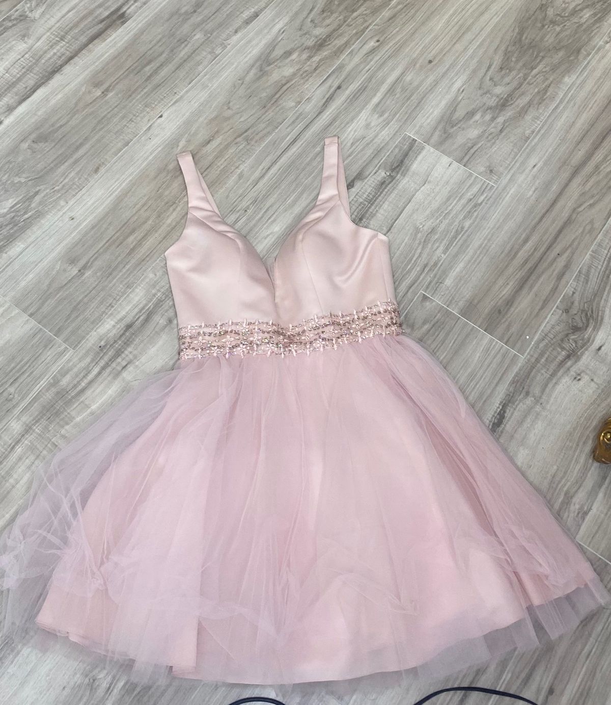 Style 9454 MoriLee Size 8 Homecoming Plunge Pink A-line Dress on Queenly