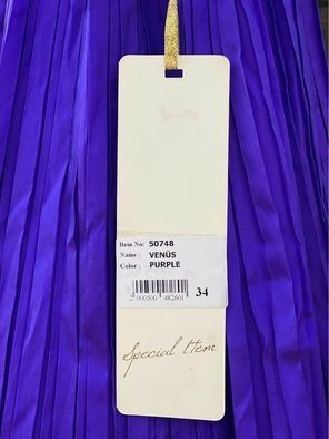 Style 50748 Tarik Ediz Girls Size 4 Prom Plunge Purple A-line Dress on Queenly