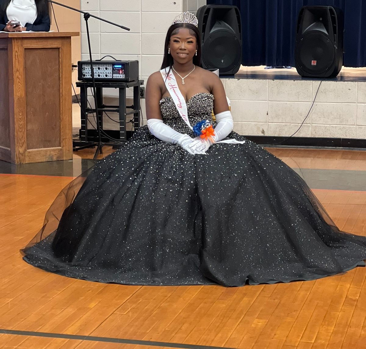 Size 6 Prom Strapless Black Ball Gown on Queenly