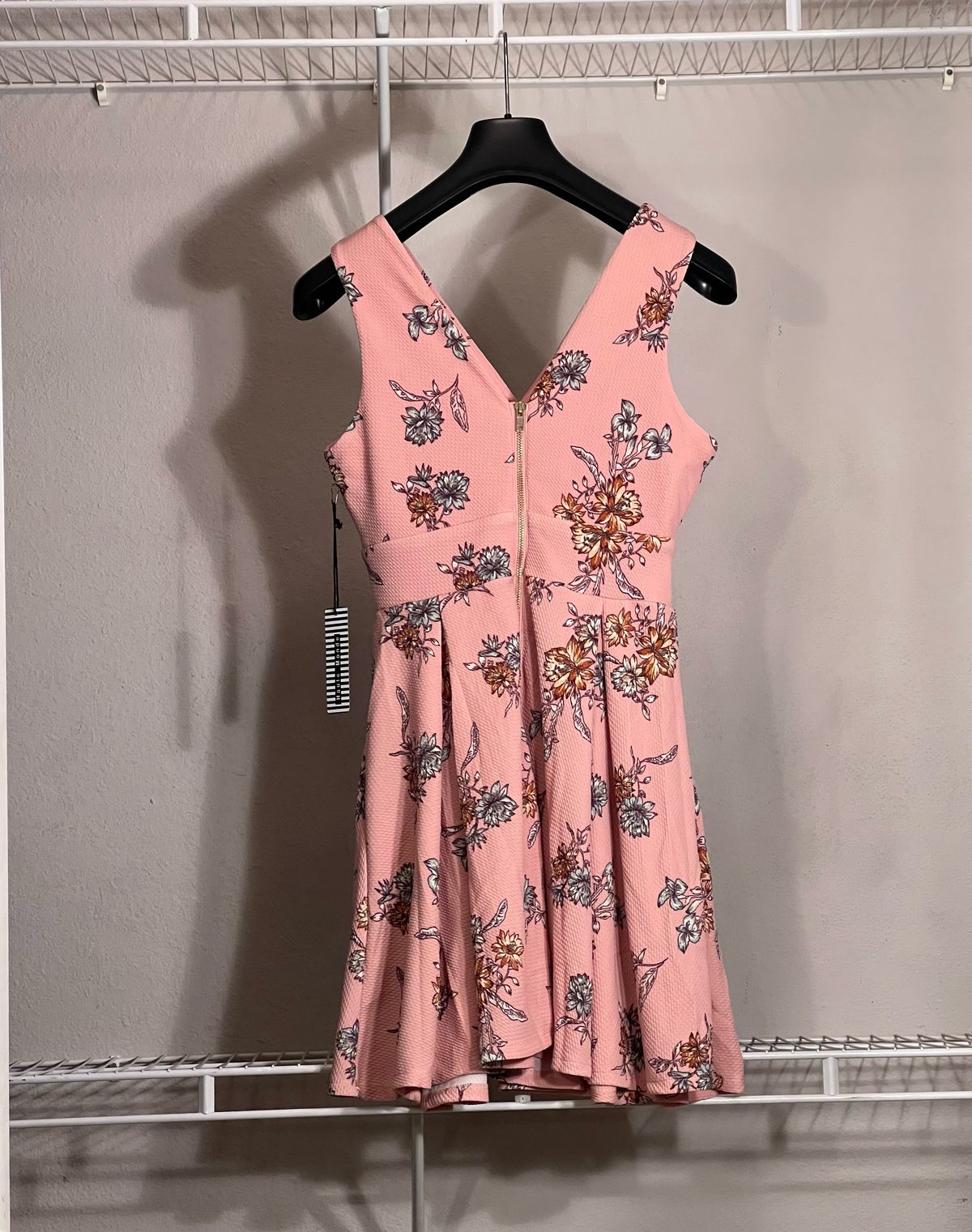 Size XL Plunge Pink Cocktail Dress on Queenly