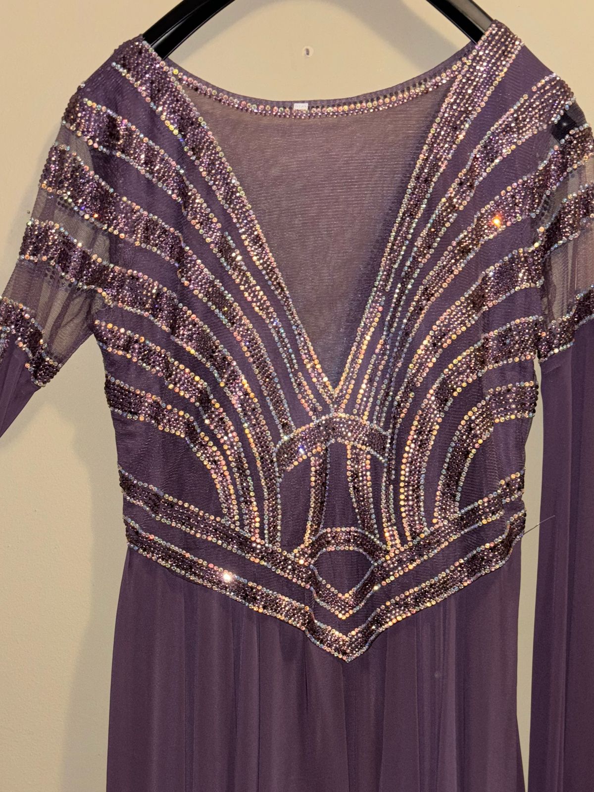 Size 14 Prom Long Sleeve Purple A-line Dress on Queenly