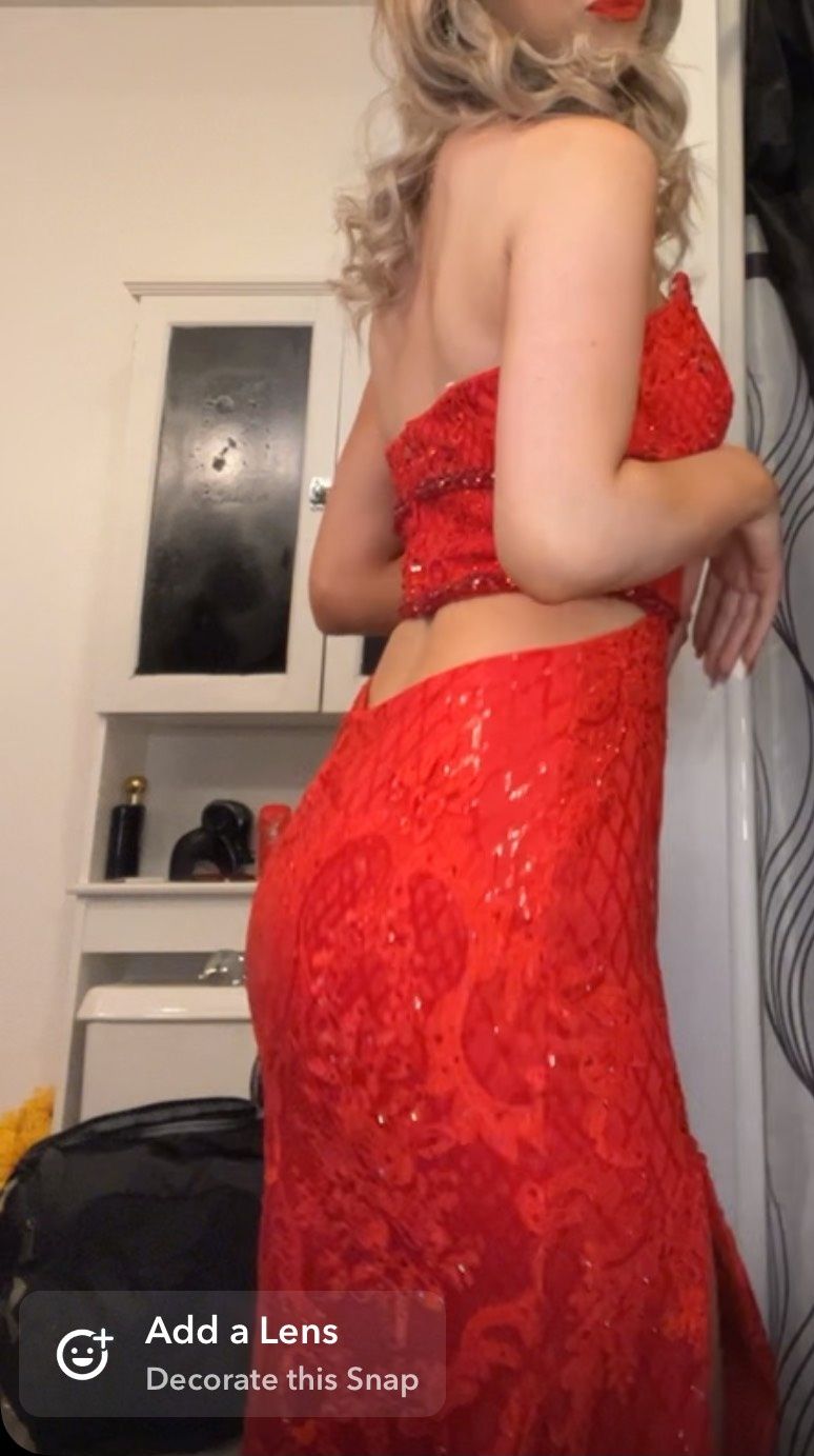 Rachel Allan Size 2 Prom Plunge Red Side Slit Dress on Queenly