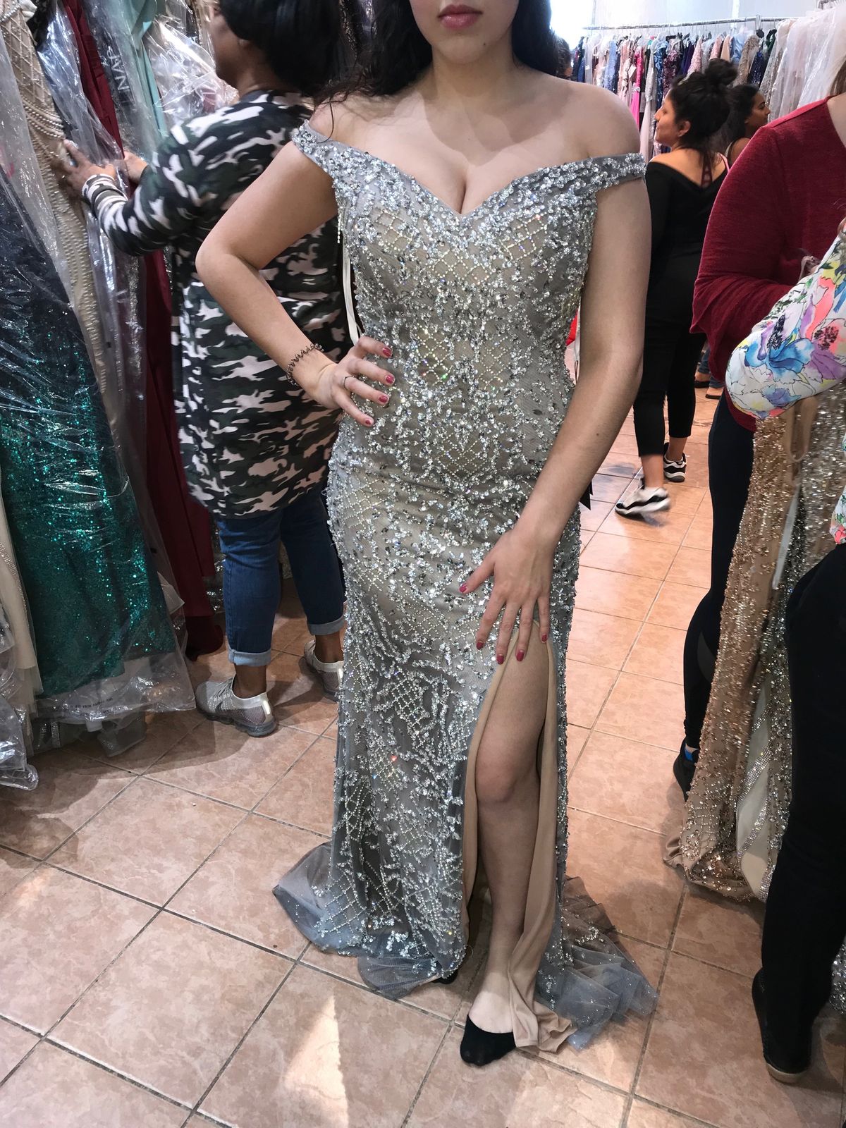 Terani Couture Size 6 Prom Off The Shoulder Silver Side Slit Dress on Queenly
