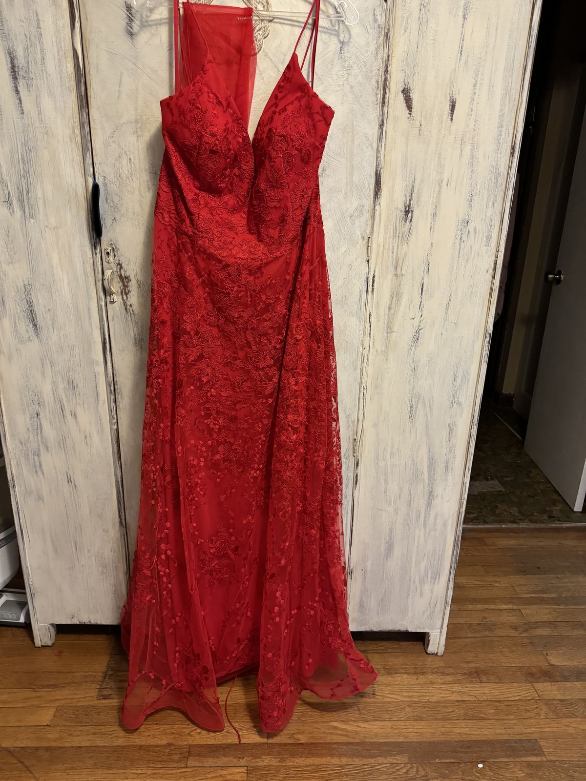 May Queen Couture Plus Size 16 Prom Plunge Red Floor Length Maxi on Queenly