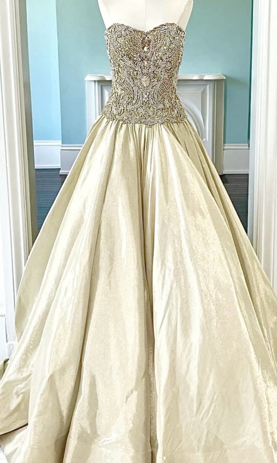 Style Couture Sherri Hill Size 2 Pageant Strapless Gold Ball Gown on Queenly
