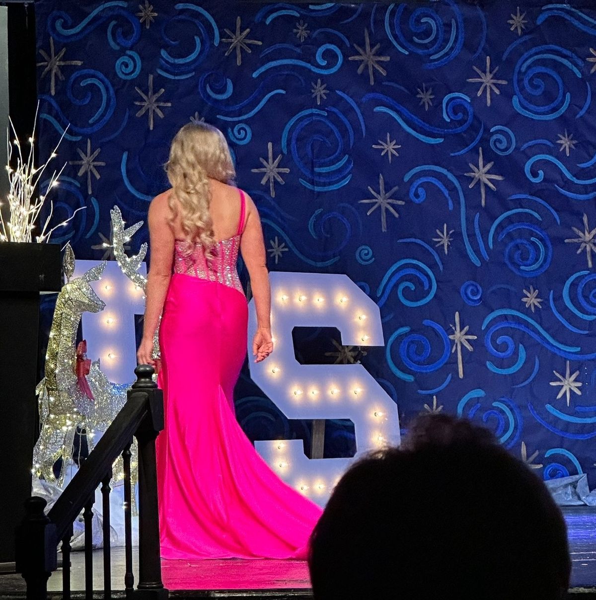 Ashley Lauren Size 6 Pageant One Shoulder Pink Side Slit Dress on Queenly
