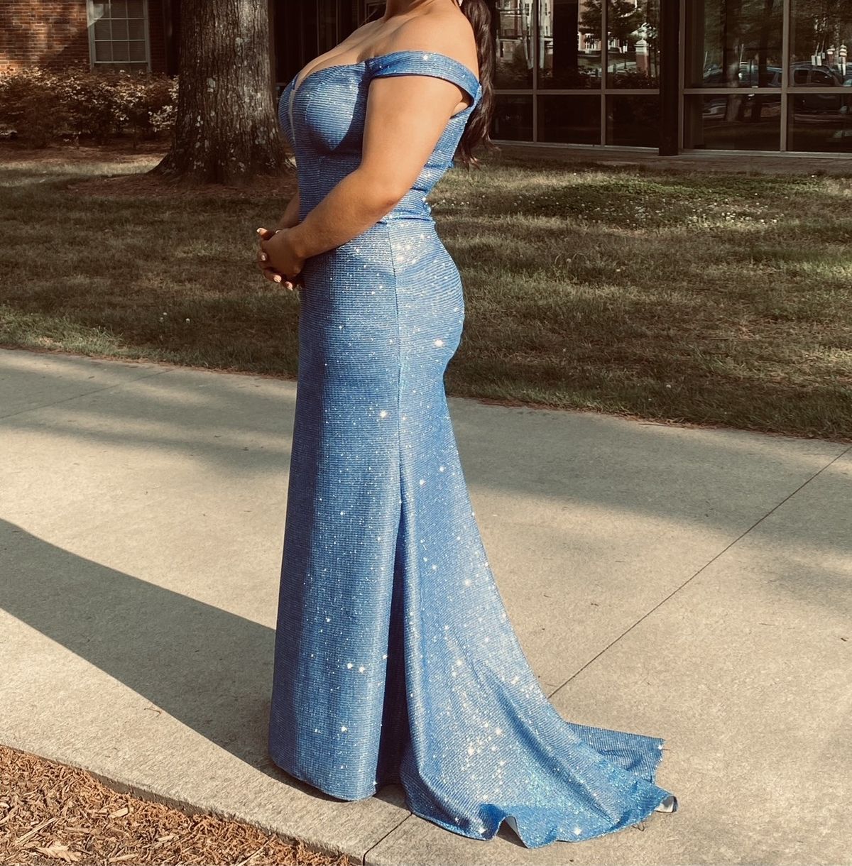Plus Size 16 Prom Off The Shoulder Blue Mermaid Dress on Queenly