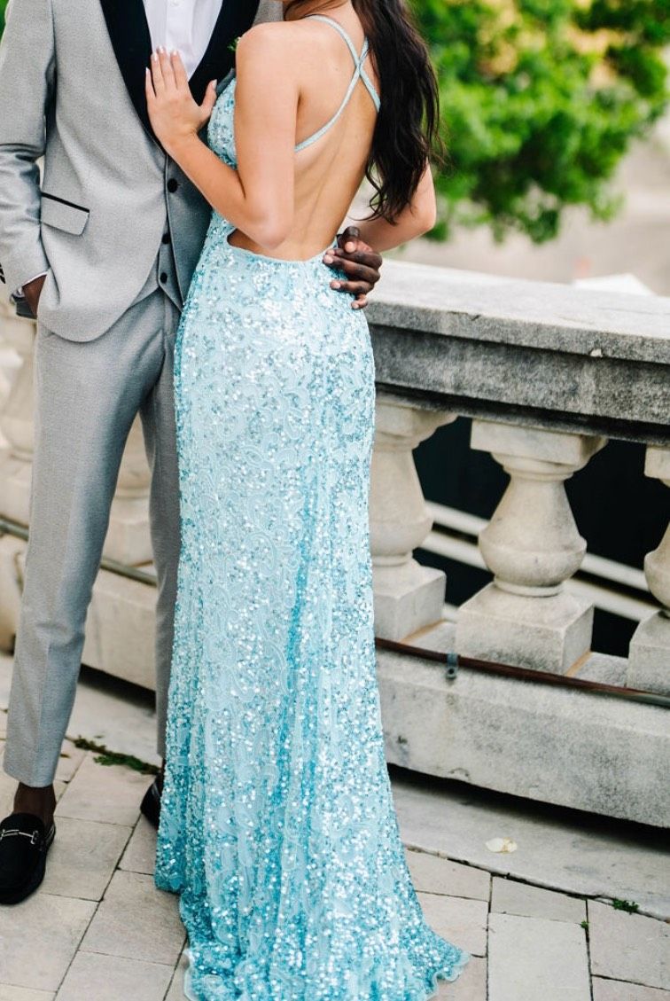 Style 3295 Primavera Size 0 Prom Plunge Light Blue Floor Length Maxi on Queenly