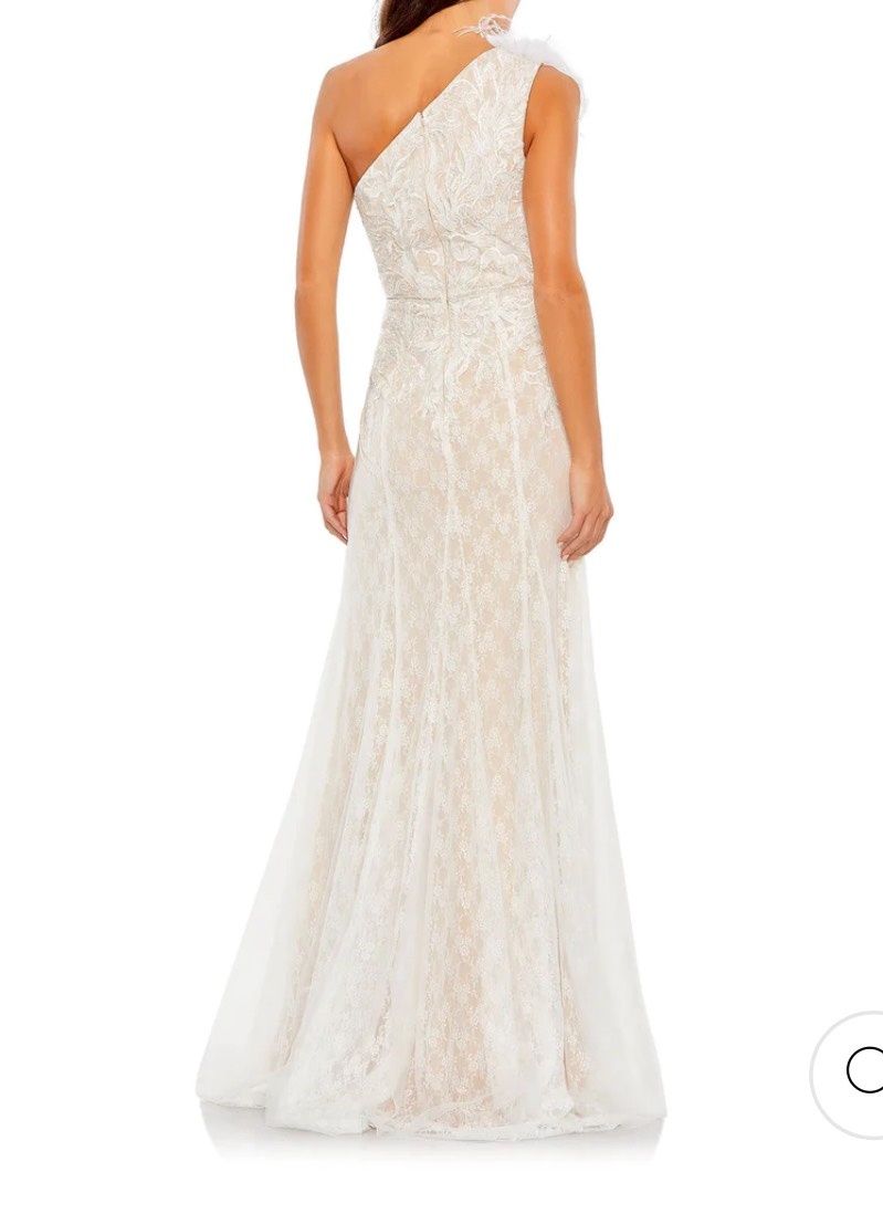 Style 11317 Mac Duggal Size 6 One Shoulder Nude Mermaid Dress on Queenly