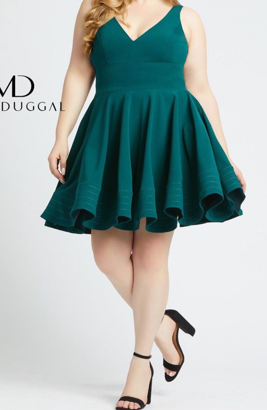 Mac Duggal Size 14 Prom Plunge Emerald Green Cocktail Dress on Queenly