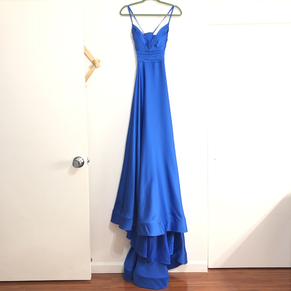 Style 28571 La Femme Size 8 Royal Blue Side Slit Dress on Queenly