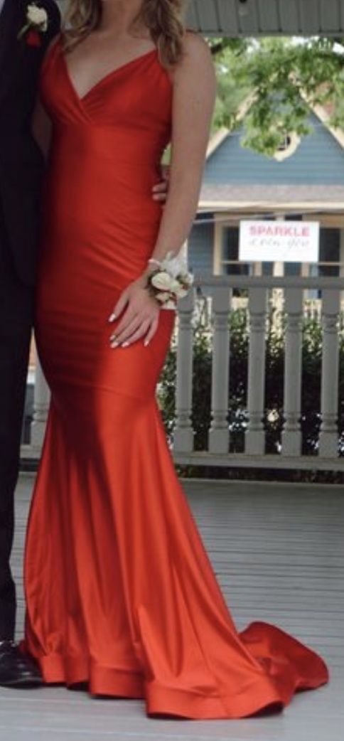 Jessica Angel Size 2 Prom Red Dress With Train on Queenly