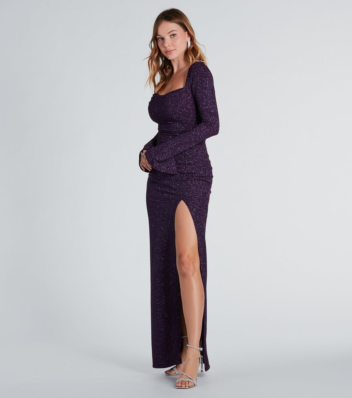 Style 05002-7627 Windsor Size M Bridesmaid Long Sleeve Purple Side Slit Dress on Queenly