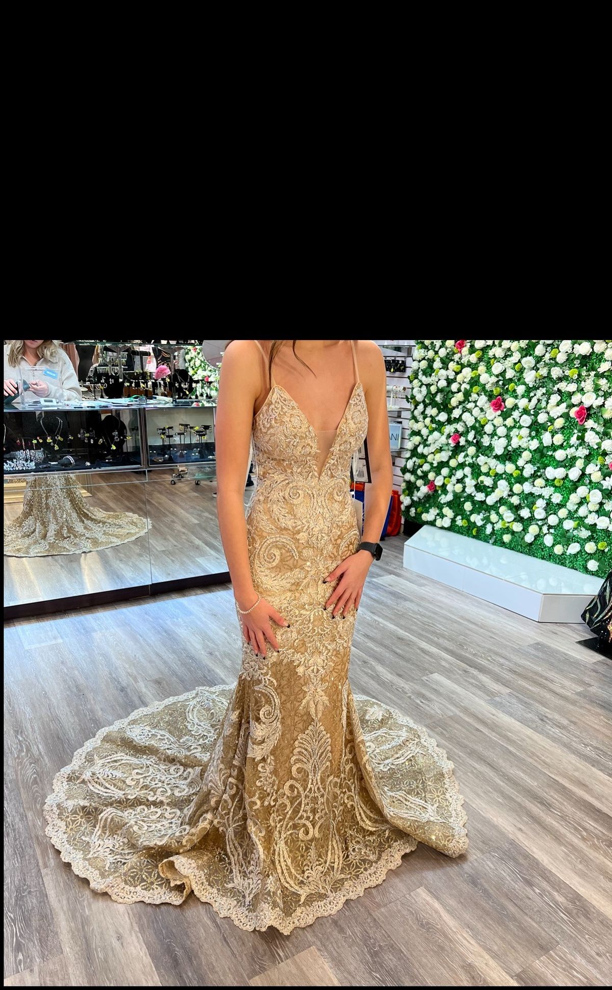 Style 70276 Rachel Allan Size 0 Prom Plunge Gold Dress With Train on Queenly