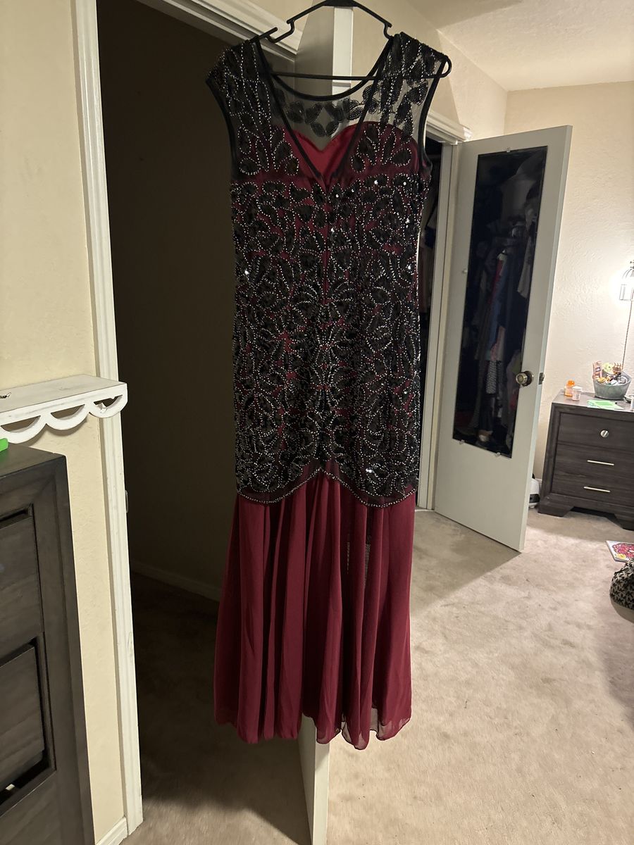 Size M Cap Sleeve Red Mermaid Dress on Queenly