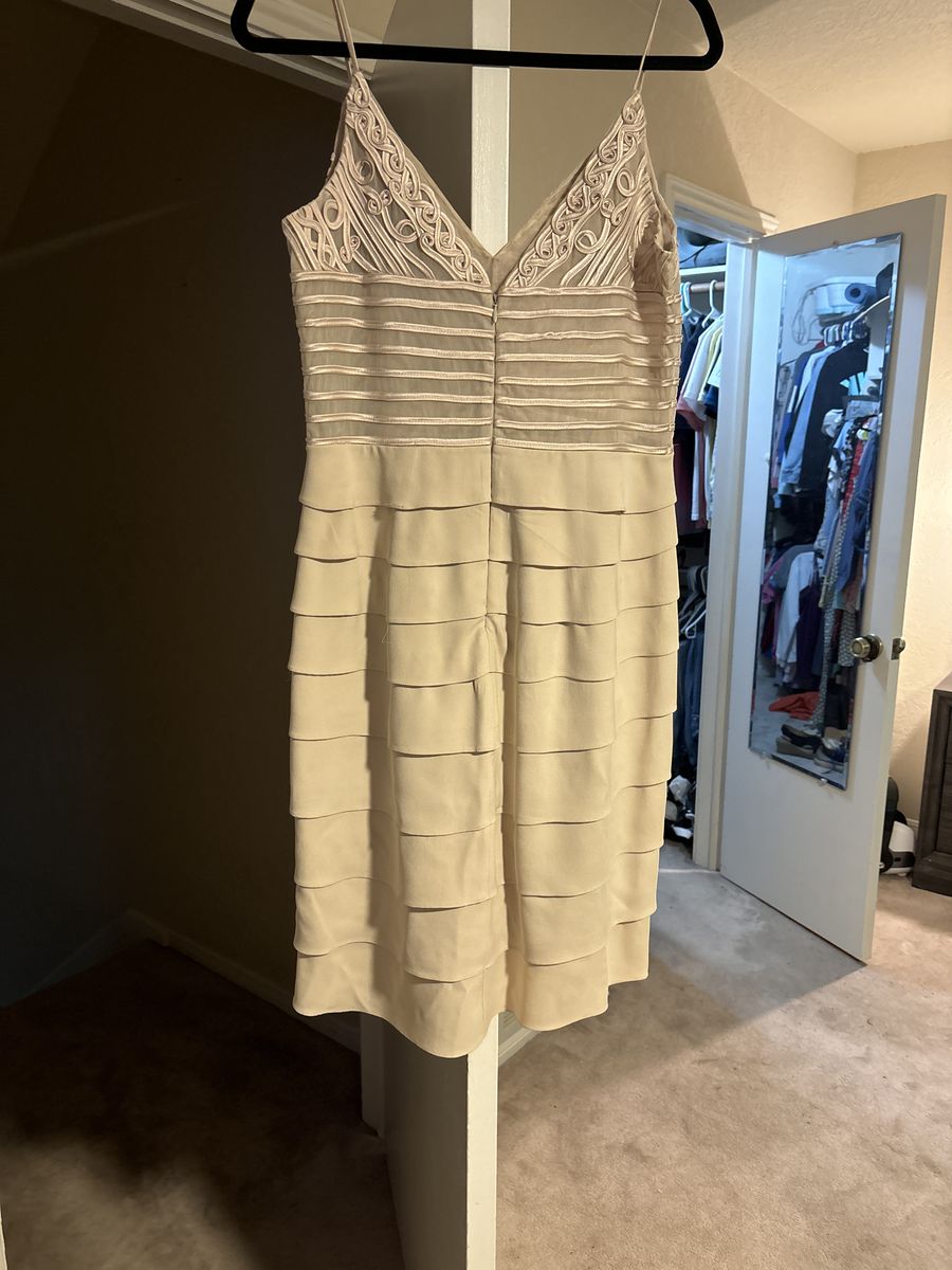 Size L Prom Plunge Nude A-line Dress on Queenly