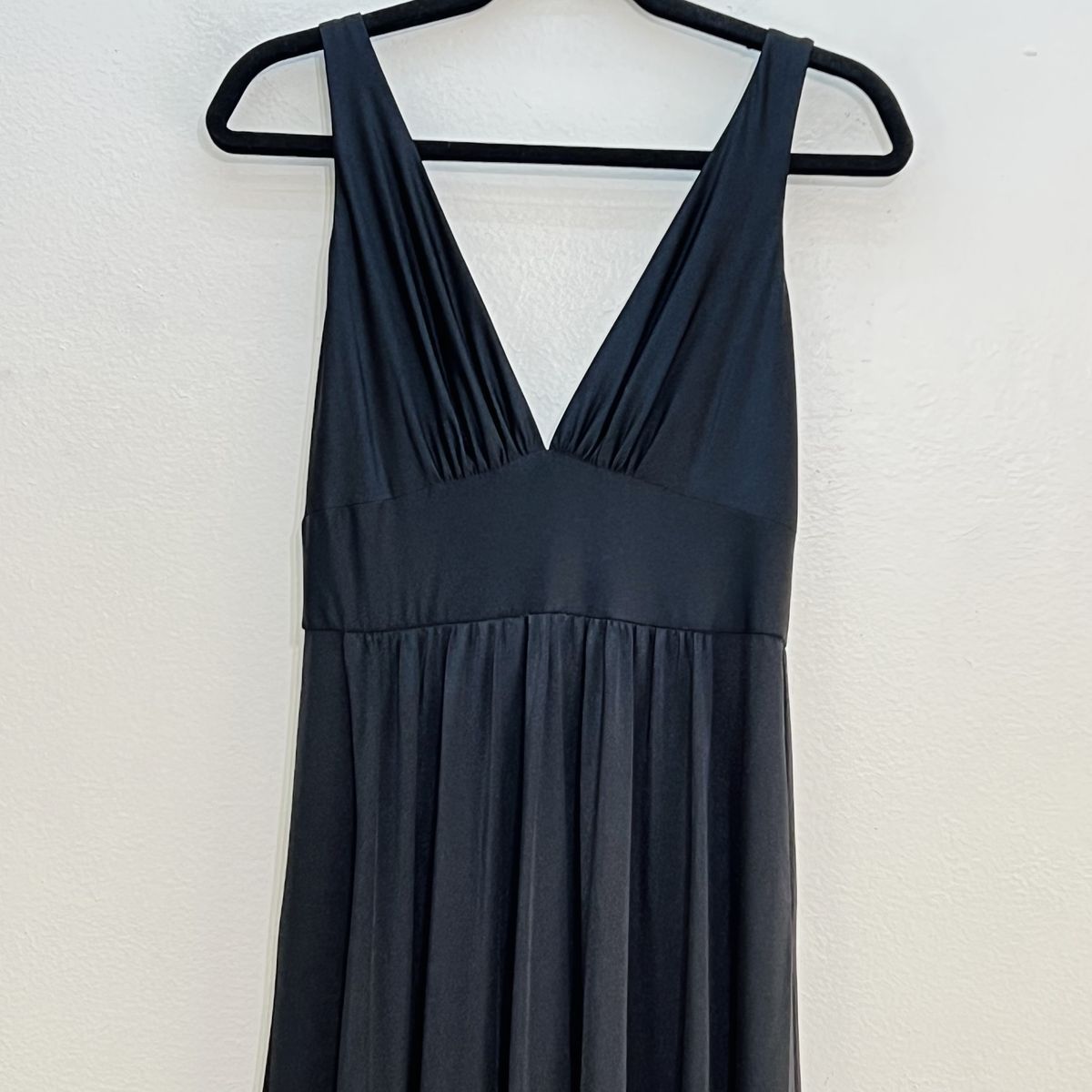 Style 28547 La Femme Size 14 Plunge Black Side Slit Dress on Queenly
