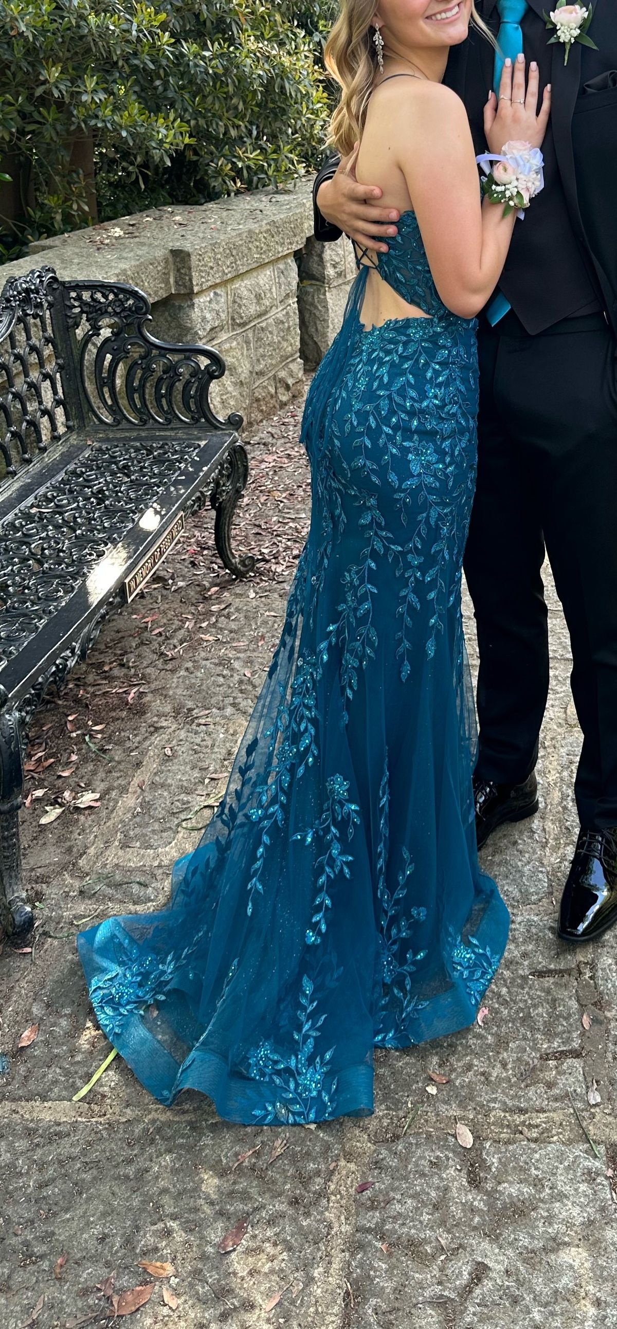 Style EW34090 Ellie Wilde Size 0 Prom Plunge Blue Mermaid Dress on Queenly