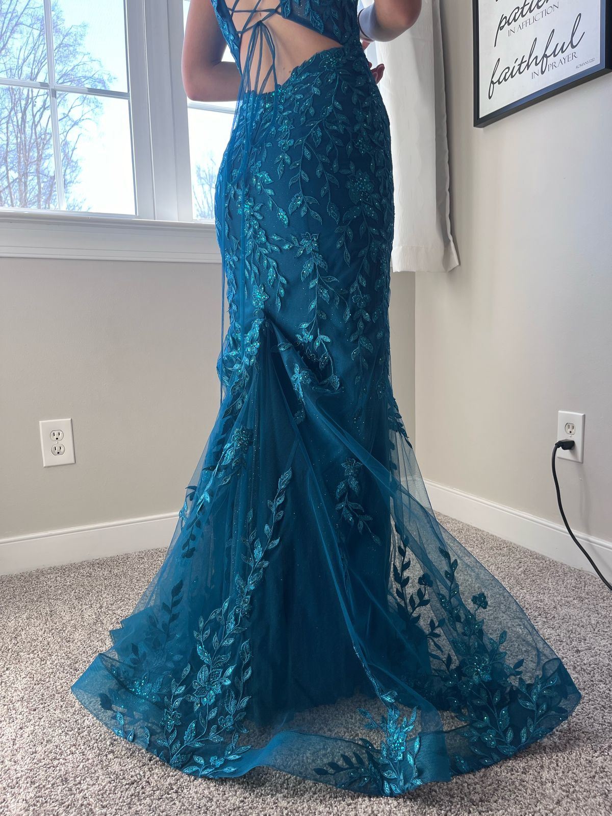 Style EW34090 Ellie Wilde Size 0 Prom Plunge Blue Mermaid Dress on Queenly
