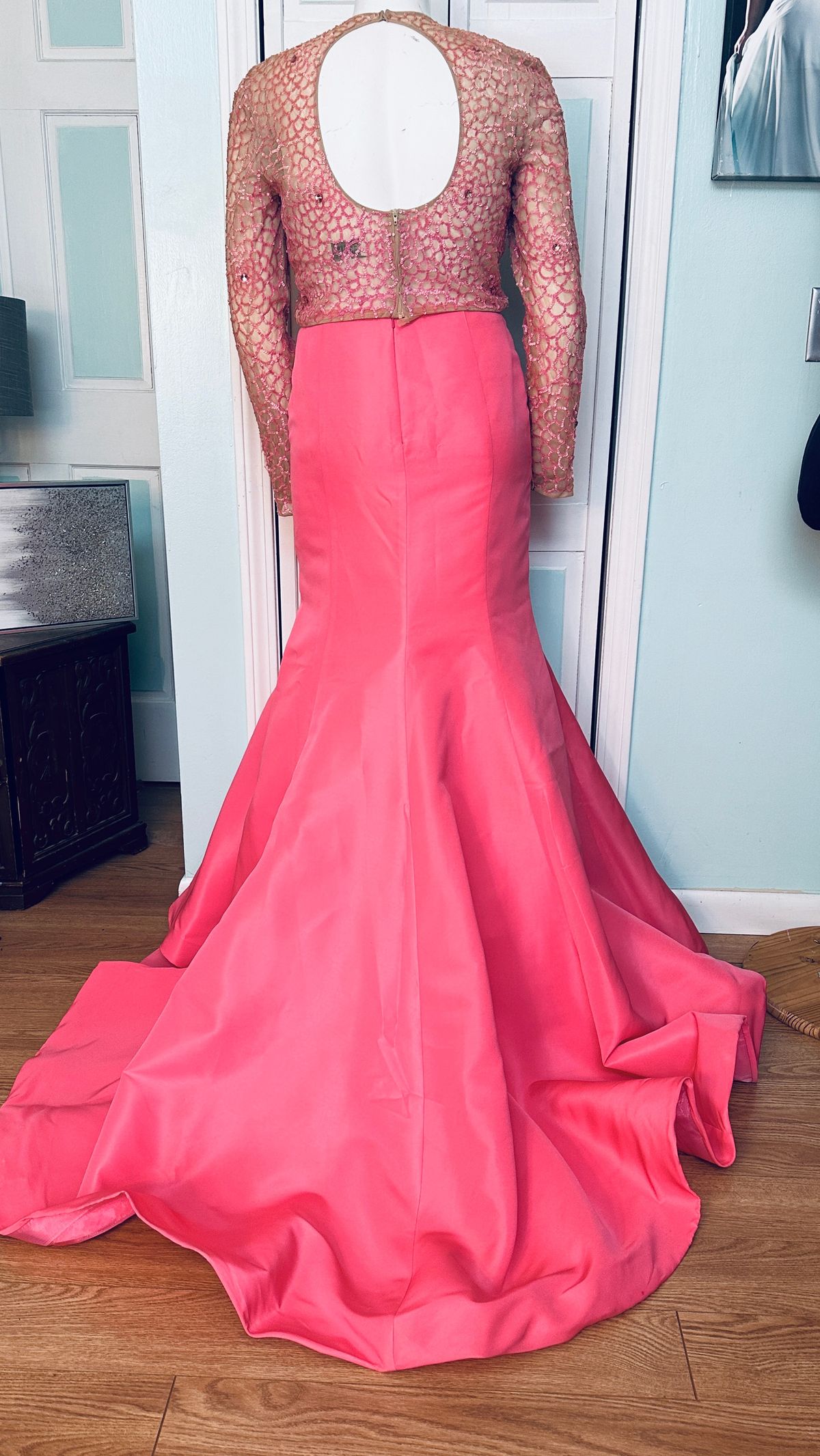 Style 32009 Sherri Hill Size 12 Prom Long Sleeve Coral Mermaid Dress on Queenly