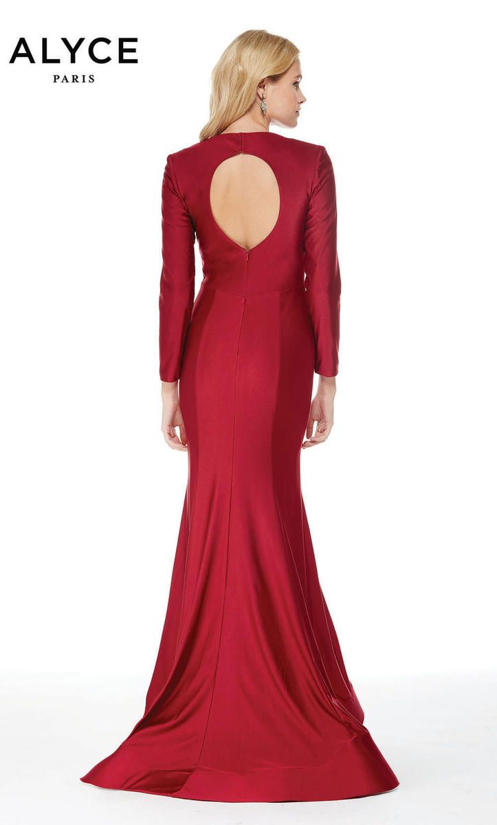 Style 5025 Alyce Paris Size 4 Plunge Red Mermaid Dress on Queenly