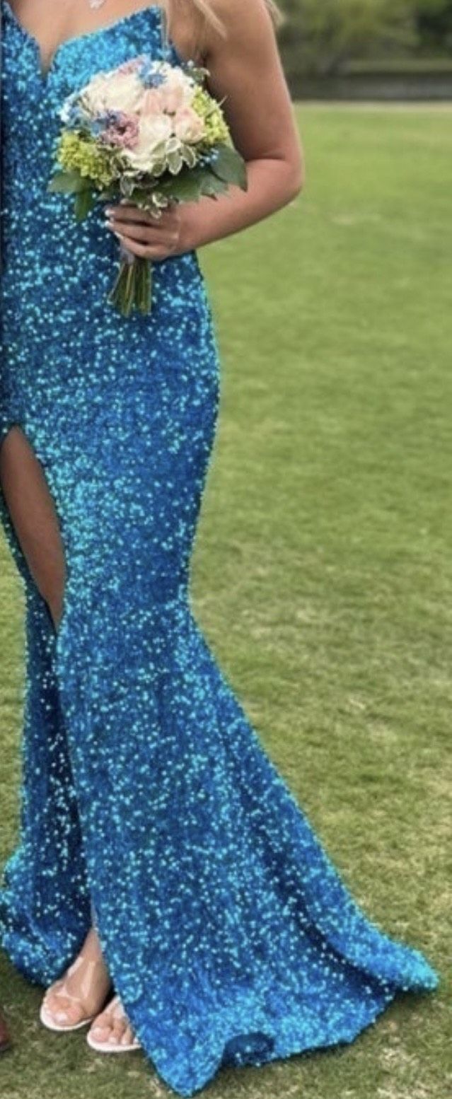 Style PS23521 Portia and Scarlett Size 4 Prom Strapless Turquoise Blue Mermaid Dress on Queenly